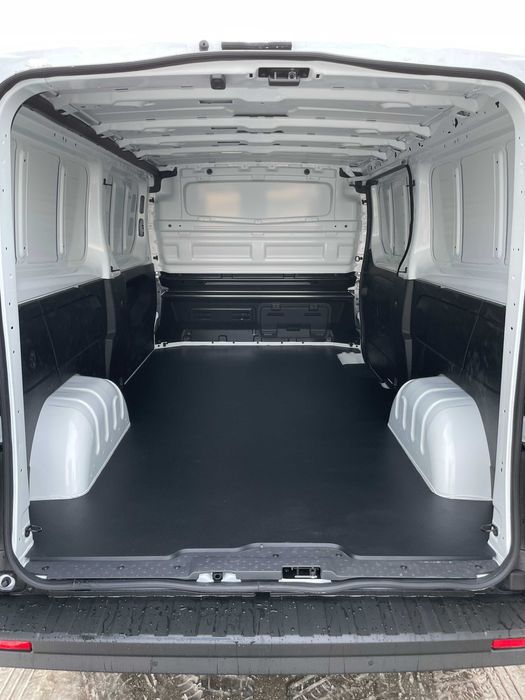 Renault Trafic long L2H1 2.0 130KM wynajem DŁUGOTERMINOWY z WYKUPEM