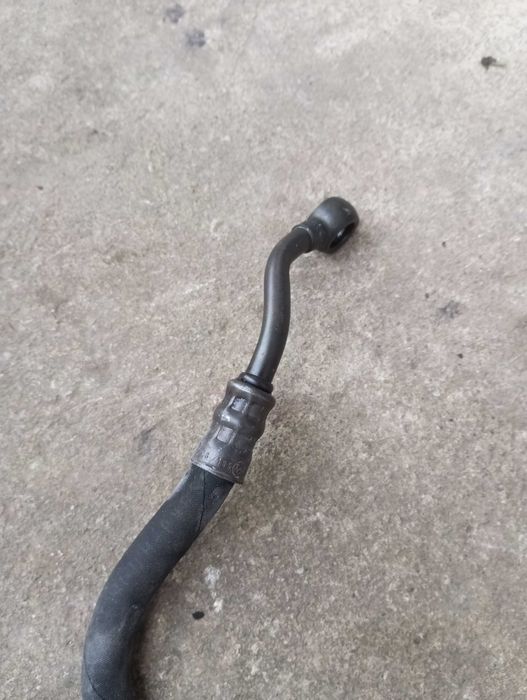 масляна шланга  BMW e39,e36,e38 m52 1703464