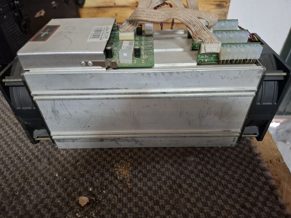 Antminer S9 + s9i + 2 power supply APW3++64738687654401122