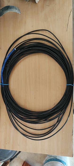 Kable elektryczne po budowie