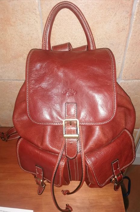 Mochila em Pele (Castanho)