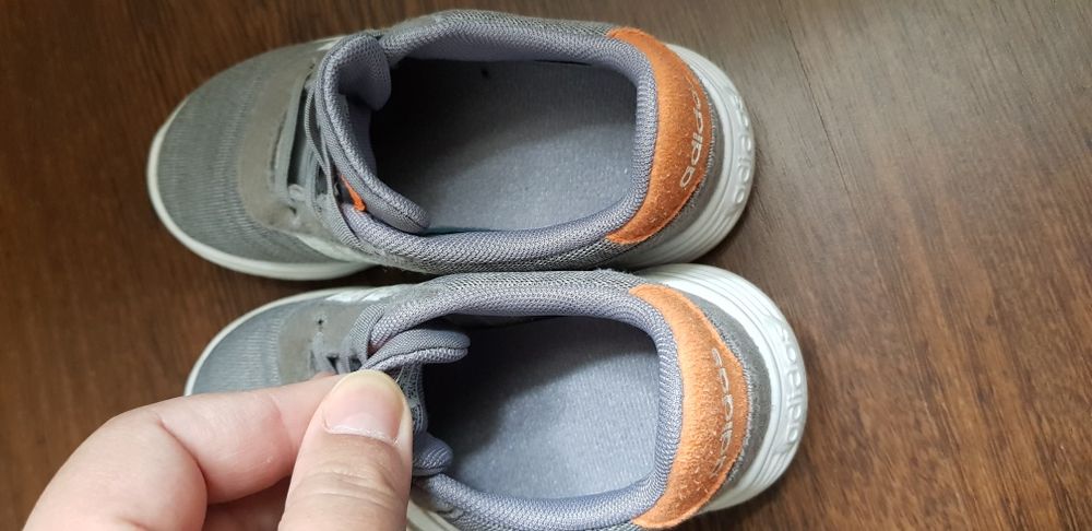 Sapatilhas Adidas N° 26