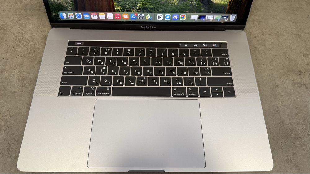 Apple MacBook Pro 16" 2018 Intel i7 16GB 512GB SSD