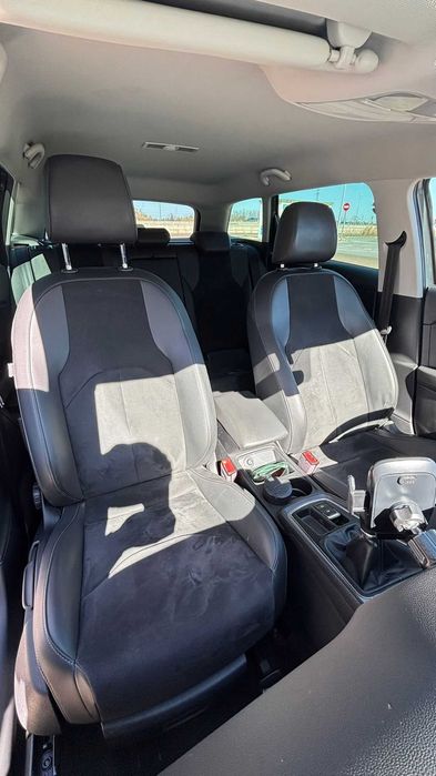 Seat Leon 1.6 TDI 115cv (Leia atentamento a descrição do anuncio)