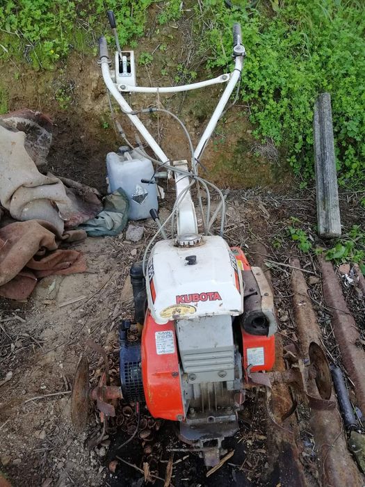 Tenho para venda motoenxada kubota