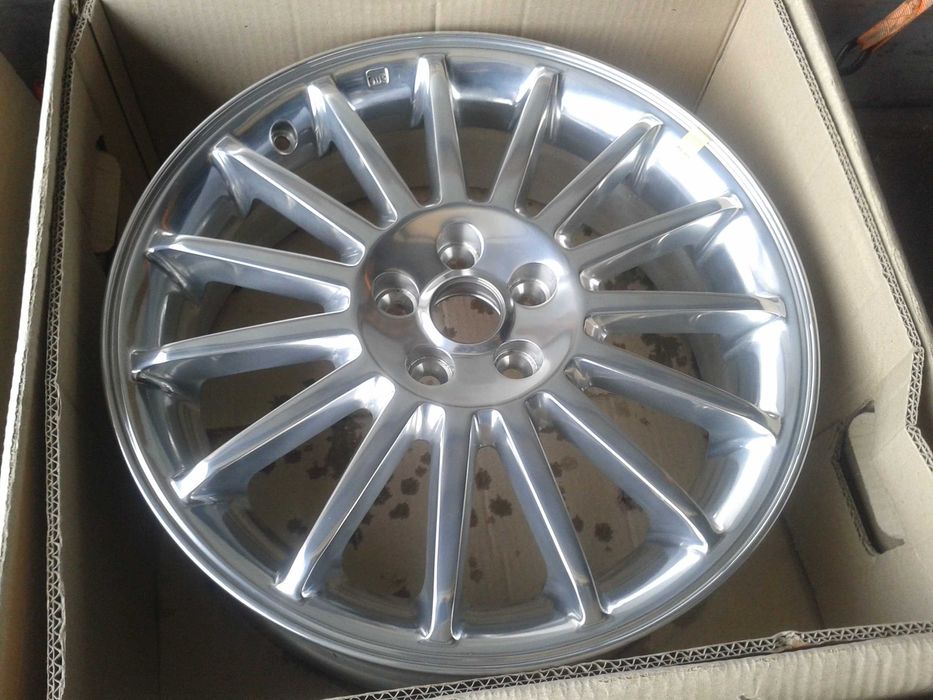 oryginalne r17 nowe felgi mielec 5x100 toyota subaru yaris prius bora