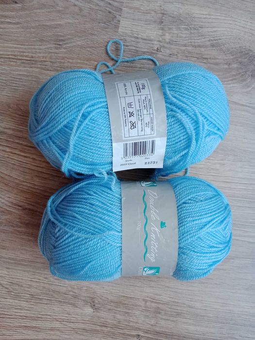 niebieska motek 100 gr akryl wełna włóczka