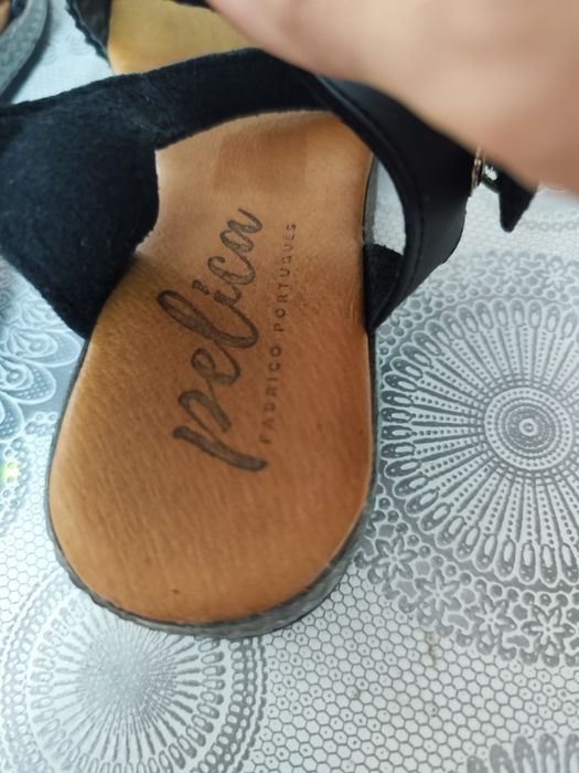 Sandálias pretas em pele 35 e Socas pretas em pele n 36