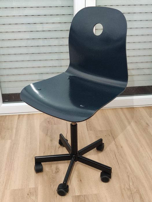 Cadeira em bom estado