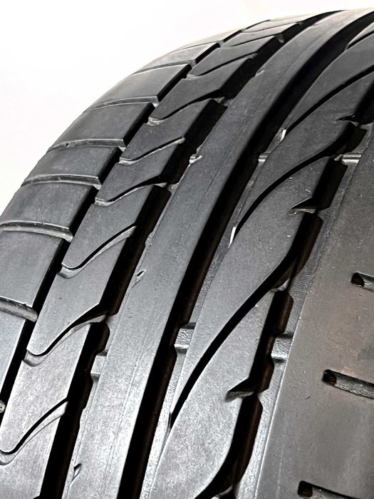 Pneus Bridgestone Potenza RE050A - 215/40/17 - Como NOVOS