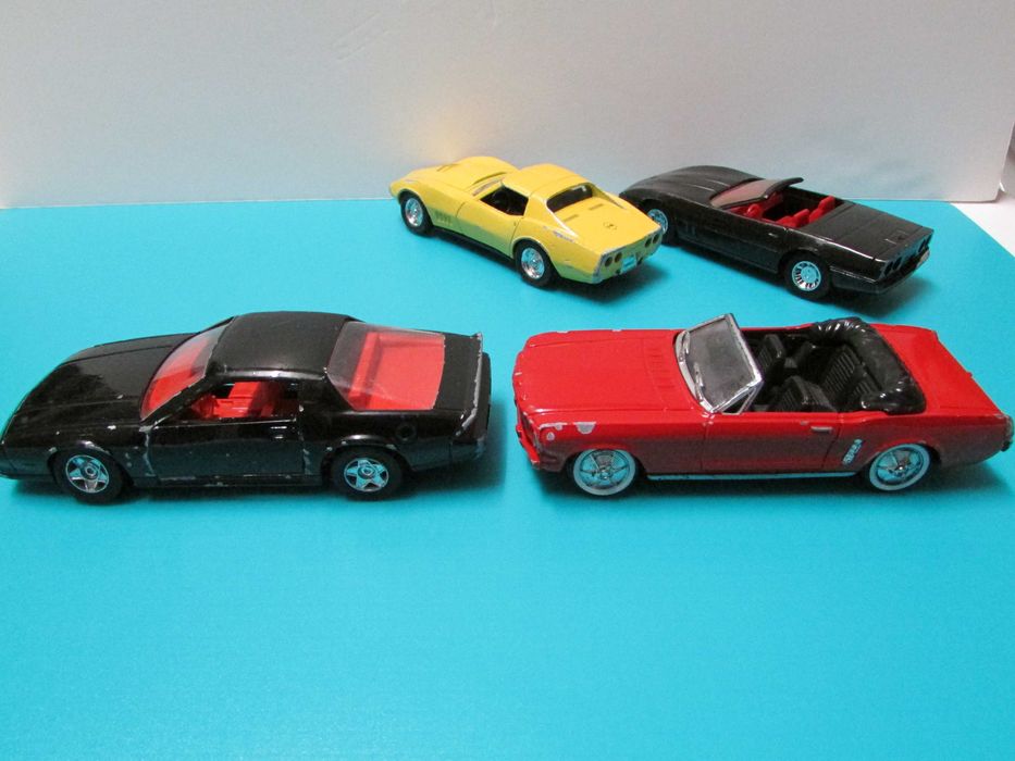 Carros americanos: Várias miniaturas com marcas de uso - Solido 1/43