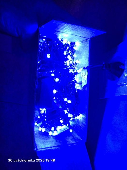 Lampki choinkowe wewnętrzne 300 LED niebieskie 17M