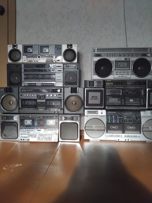 SHARP qt 90 магнитола