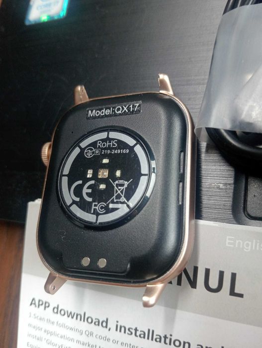 Smartwatch Guhuavmi QX17 – 3 Pulseiras Incluídas (Rosa, Couro e Dourada)