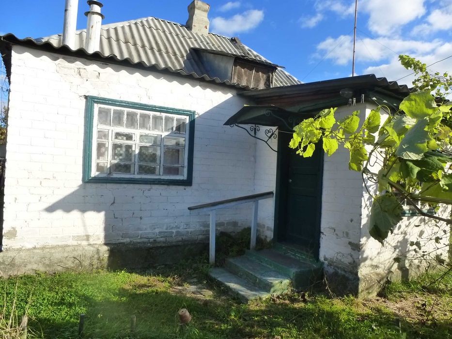 Продам будинок в м. Зміів