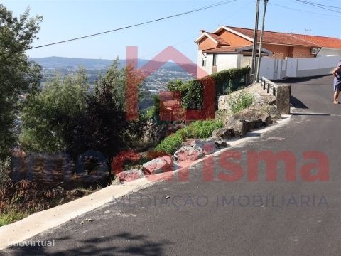 Terreno para construção em Rebordões, Santo Tirso — Rebordões, Porto