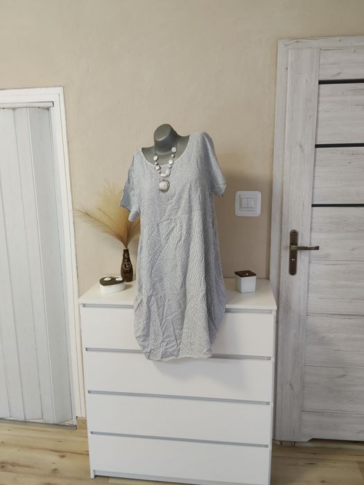 Super zwiewna sukienka 46-48