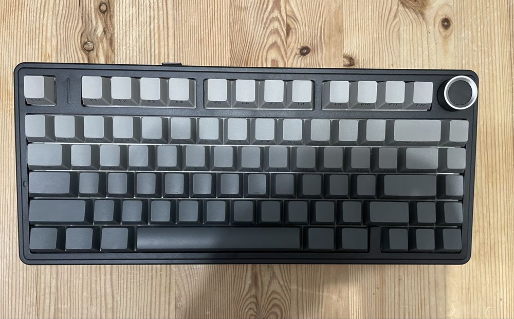 Aula f75 градієнт,нова