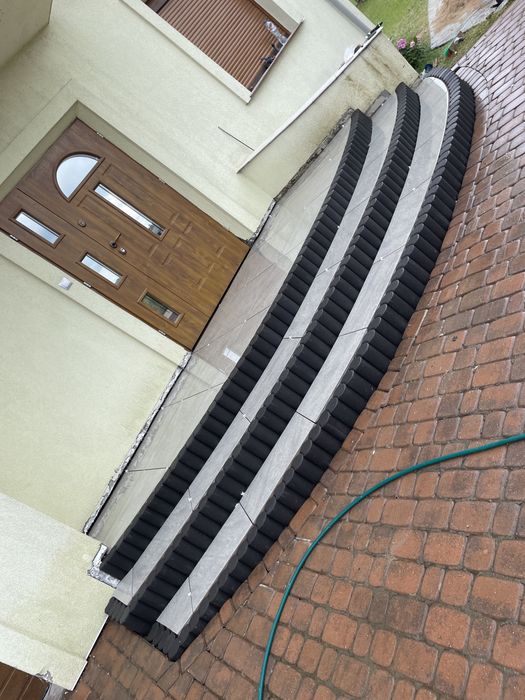 Układanie kostki brukowej