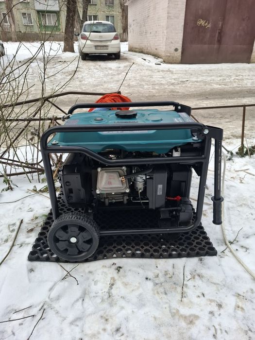 Продам Генератор