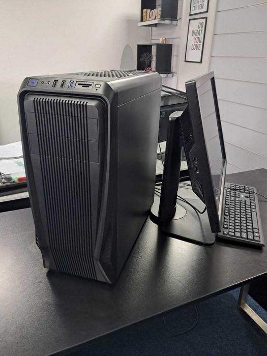 Системний блок (ПК) з монітором