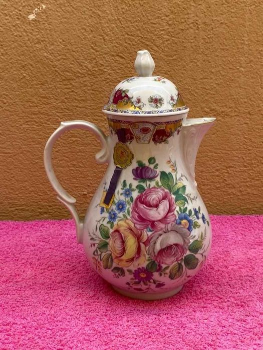 Jarras de porcelana antigas