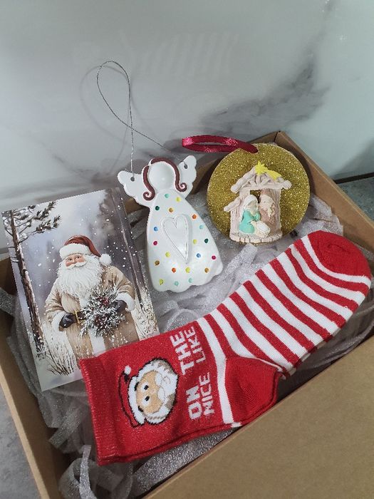 Presente de natal com diversos artigos