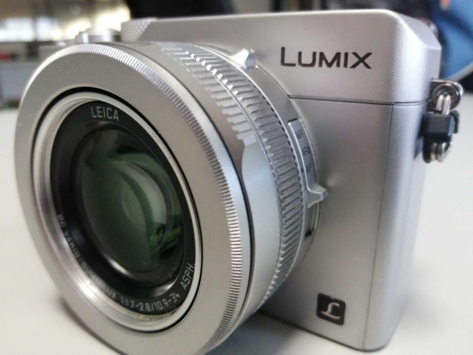 Máquina Fotográfica Panasonic LUMIX DMC-LX100