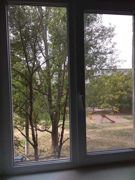 Продам комнату в коммунальной квартире на Бочарова/ Жолио Кюри