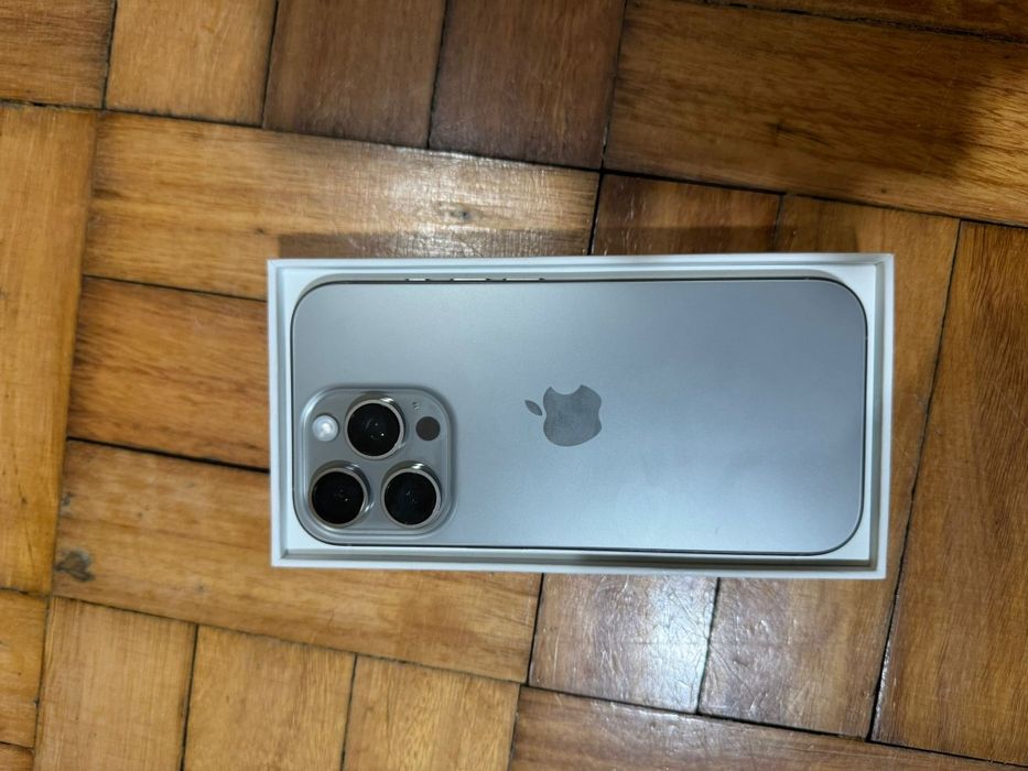 IPHONE 16 PRO Semi novo