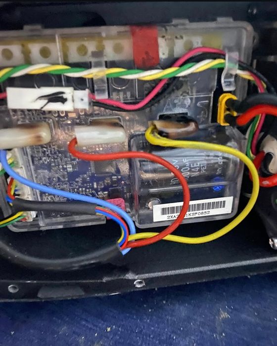 Reparação de trotinetes e bicicletas elétricas