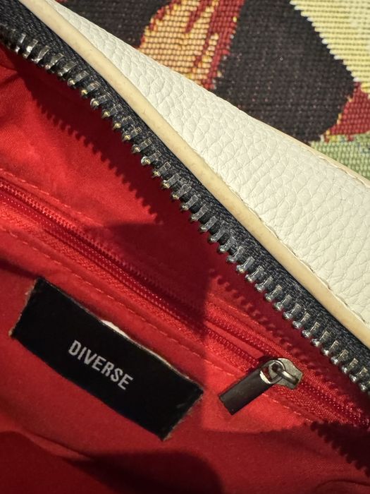 Torebka na dlugim pasku