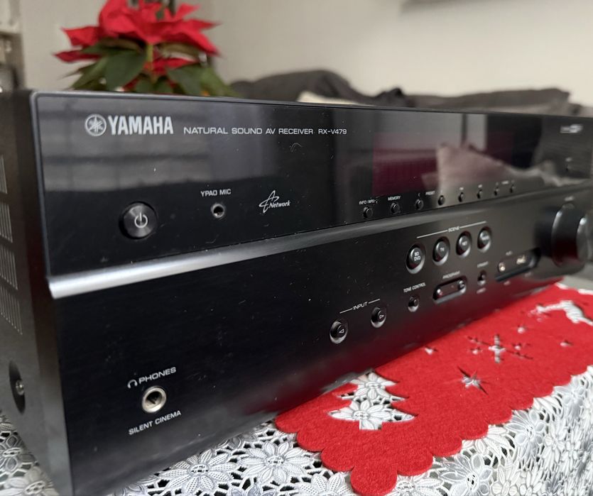 Amplituner Yamaha MusicCast RX-V479 - czarny