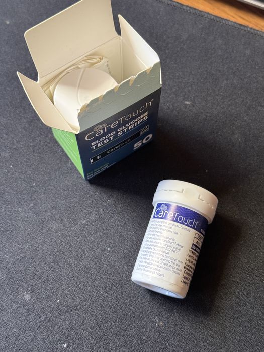 Пристрій для виміру глюколи в крові