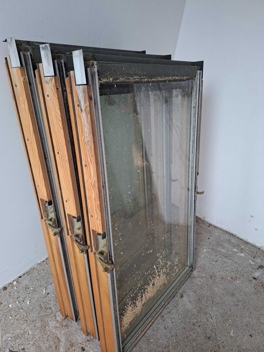 Okna dachowe -3 szt. 350 zl, Jaworze