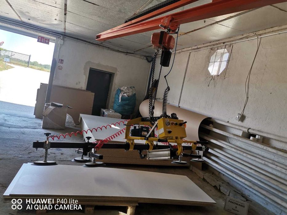 żuraw stacjonarny + chwytak do płyt MDF - DS250  Ds System