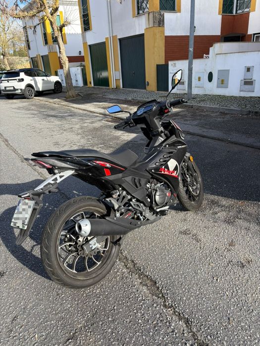 Malagutti 125cc como Nova