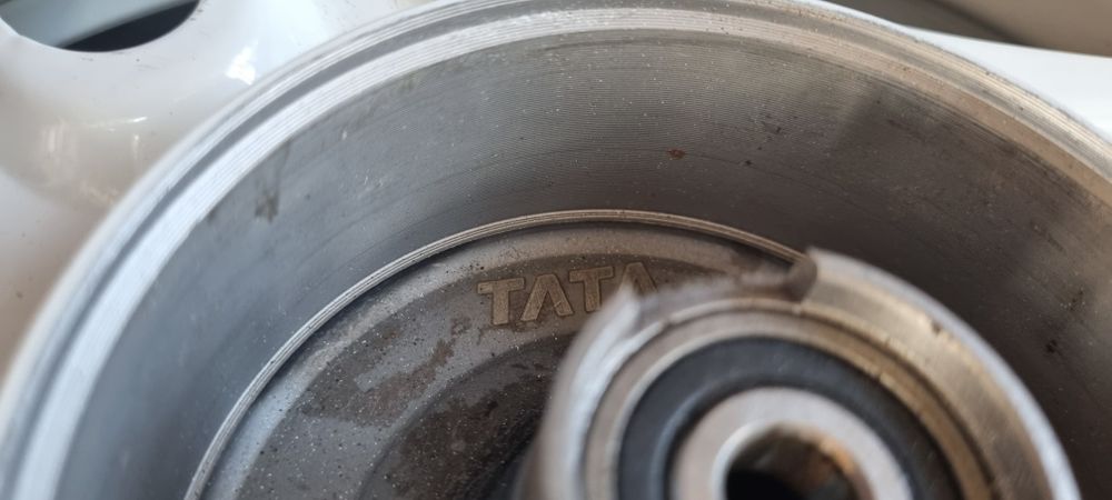 (Новый)  Диск колеса передний 10"-2.50 DIO железный фирмы TATA-900грн
