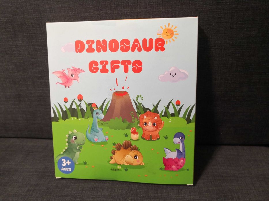 Gra Dinozaury - rzucanie do celu
