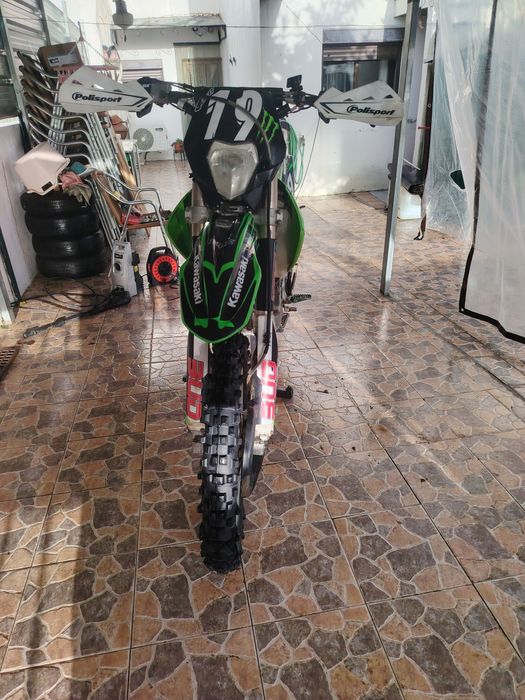 Kawasaki kxf 250 matrículada