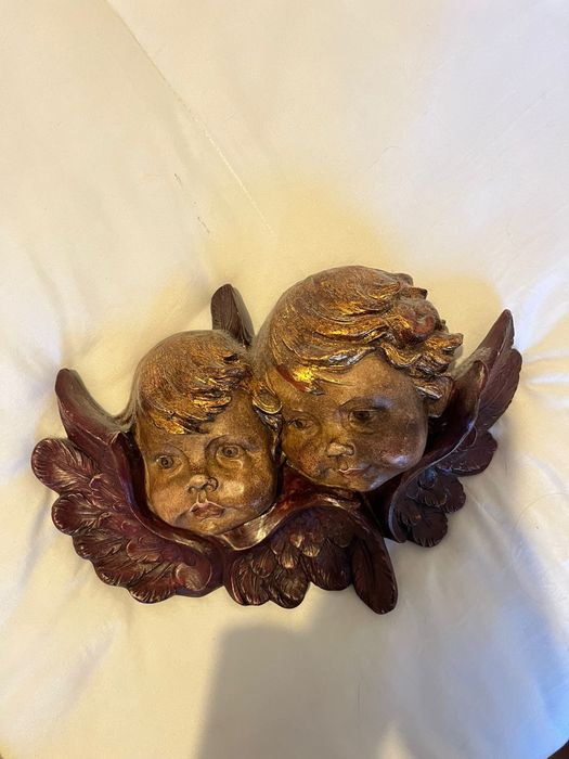 Anjos em marmorite de parede