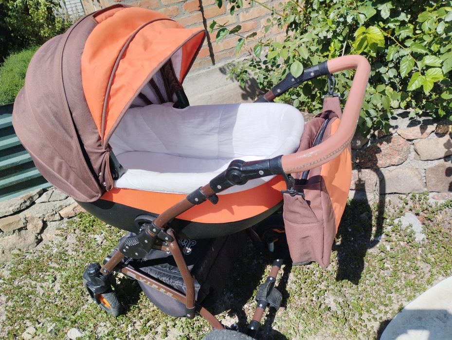 Коляска Angelina