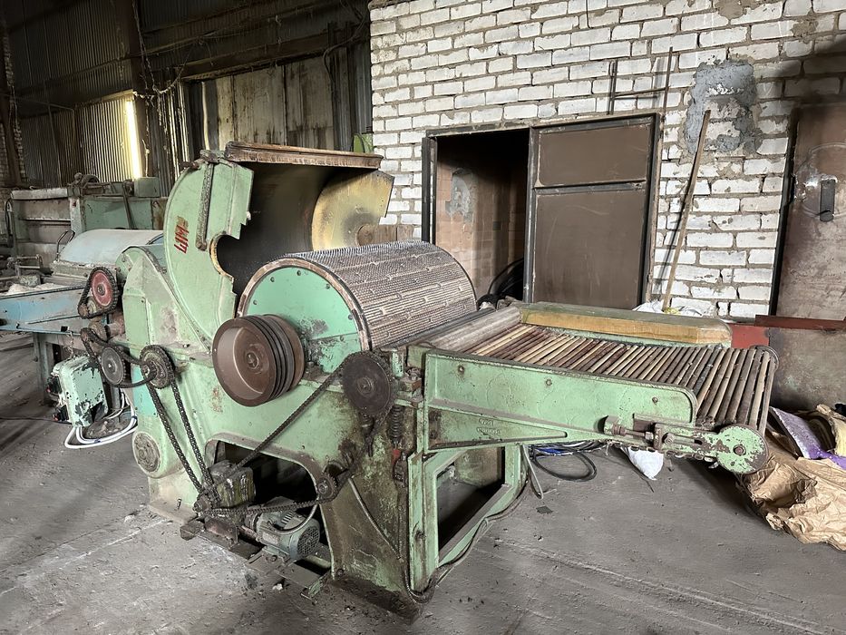 Агрегат для підготовки та переробки сировини, неткані матеріали