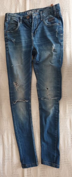 Sprzedam jeansy Cropp