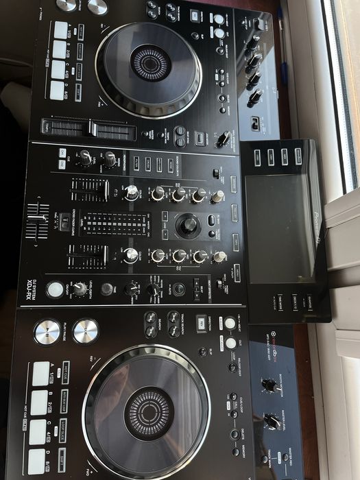 Konsola DJ PIONEER XDJ-RX  + słuchawki AKG181 dj
