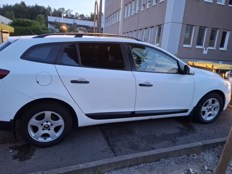 Авто рено меган 3