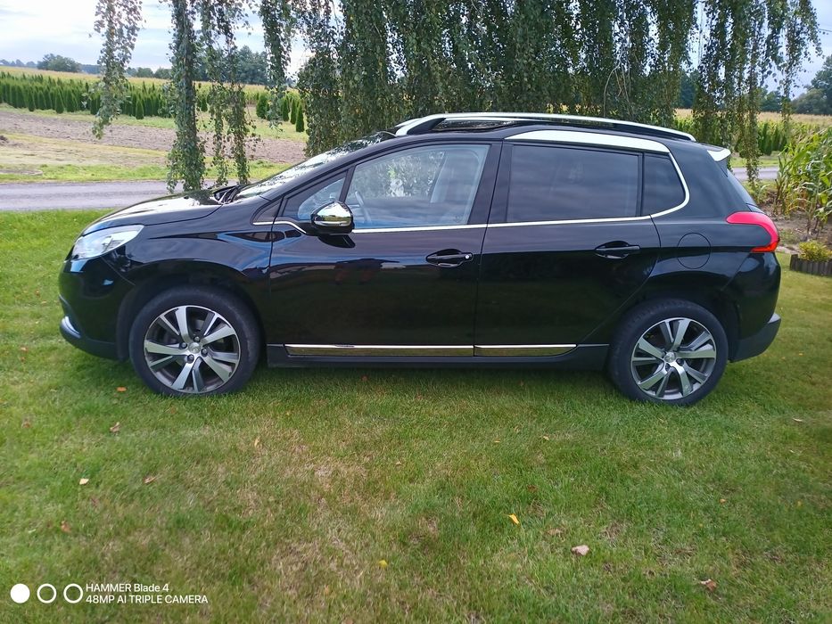 Sprzedam PEUGEOT 2008 1.6 benzyna + LPG