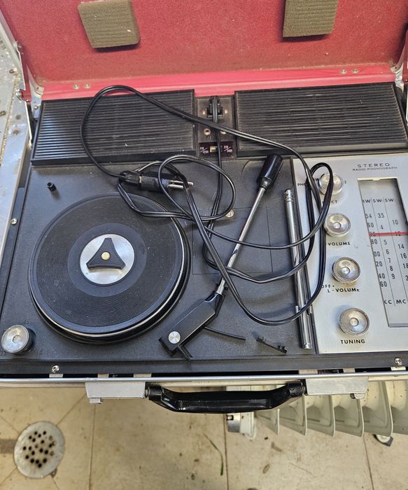 Giradisco E radio vintage