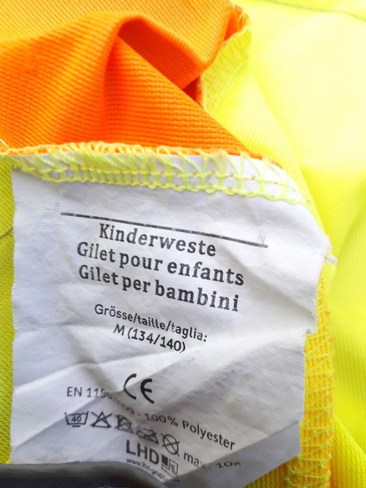 Вело мото жилетка на рост 134-140