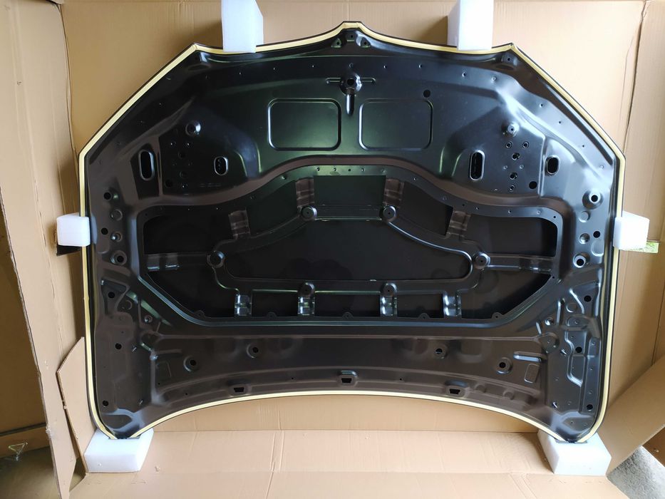 BMW X1  F48 F49  капот БМВ Капот